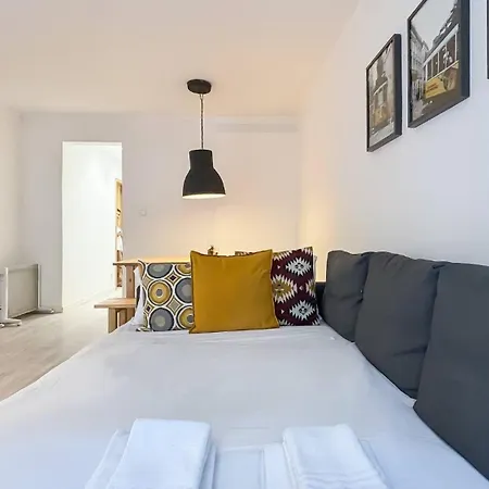 Apartment Downtown Bairro Alto Lisbon